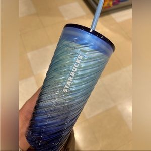 NEW💙Starbucks 2023 Blue Diagonal Sheen Ombre Textures Swirl Glass Tumbler